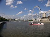 London 01 04 Thames and London Eye